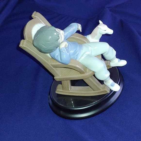 LLardo Collection Piece - Picture 2 of 3